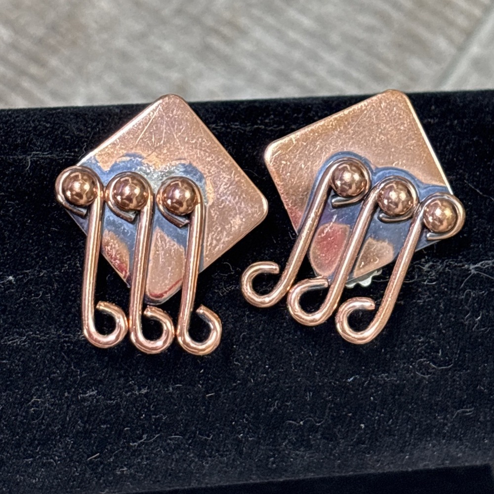 Renoir Signed Copper Modernist Vintage Clip-On Earrings MCM